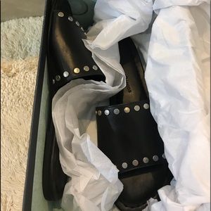 Brand new in box Bernardo flats.... 8.5